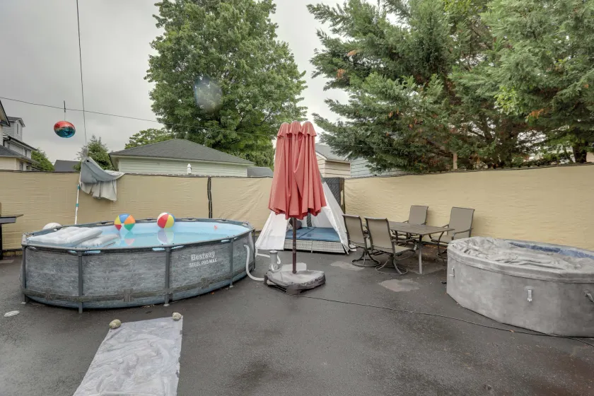 Apt w/ Pool & Hot Tub - Near NYC & Airport! - Image 1