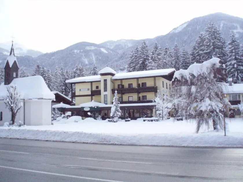 Hotel Vanda - Image 1