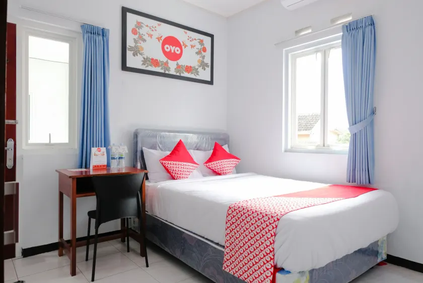 OYO 437 Hnr Homestay Syariah - Image 1