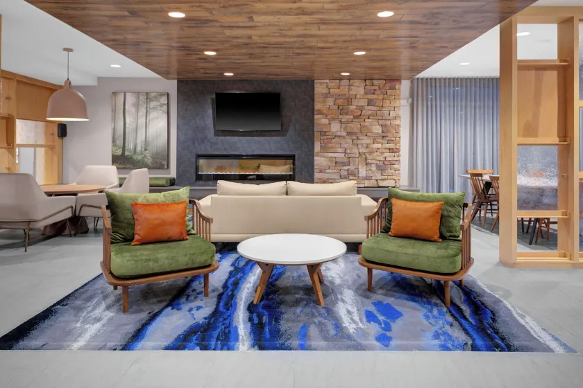 Fairfield Inn & Suites by Marriott Roanoke Salem - Image 1