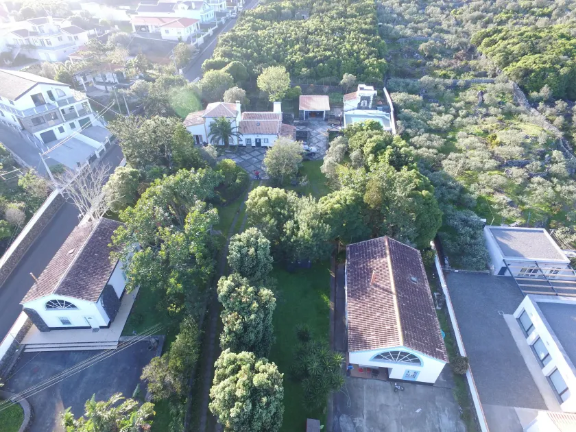 Vilar dos Carvalhinhos - Image 1