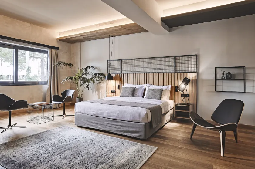  Cama Luxury Suites Glyfada - Image 1