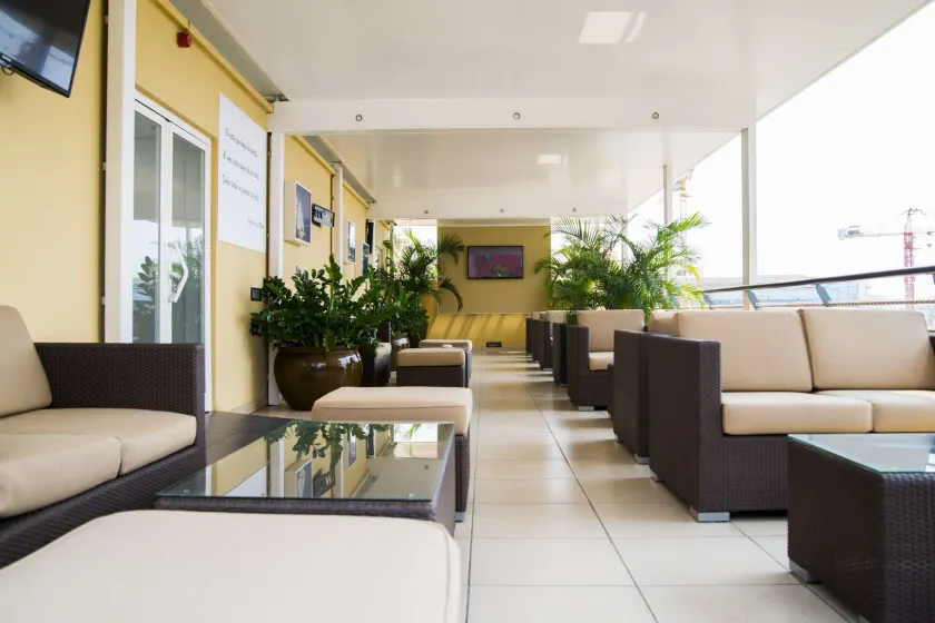 Hotel Continental Luanda - Image 1