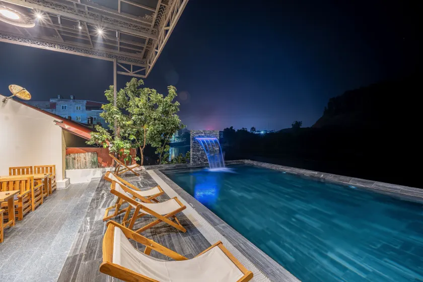 Odyssey Hotel 2, Tours & Motorbikes Rental - Image 1