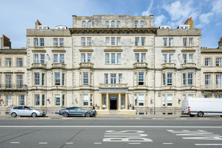 Hotel Prince Regent - Image 1