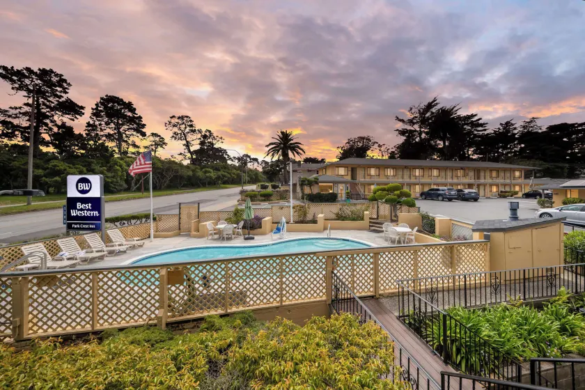 Best Western Park Crest Inn - Image 1