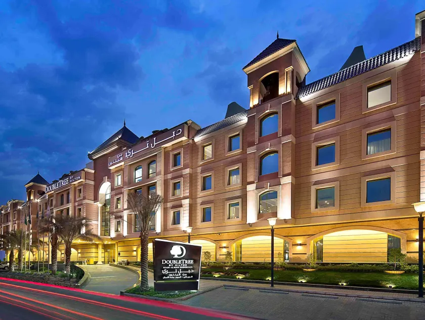 DoubleTree by Hilton Riyadh - Al Muroj Business Gate - Image 1