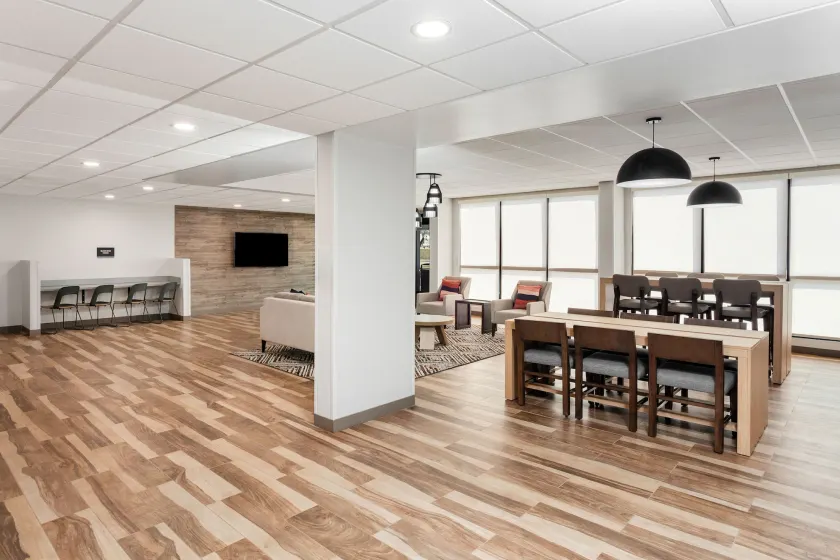 Candlewood Suites Columbus North - Worthington by IHG - Lobby