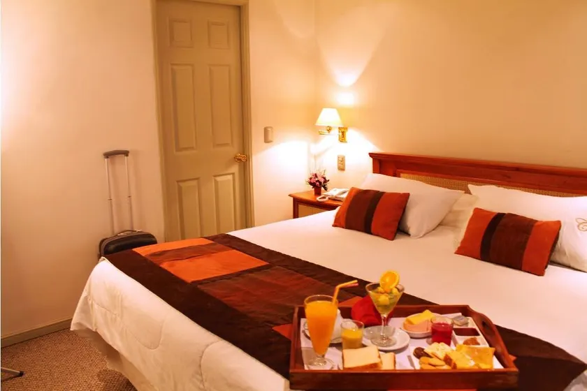 Hotel Capelli Express - Image 1