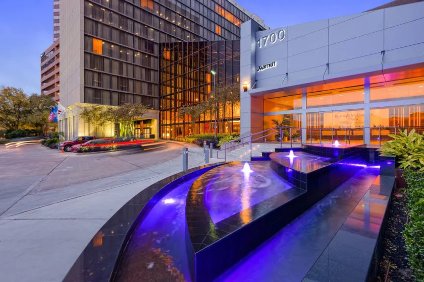 Houston Marriott West Loop by The Galleria - Image 1