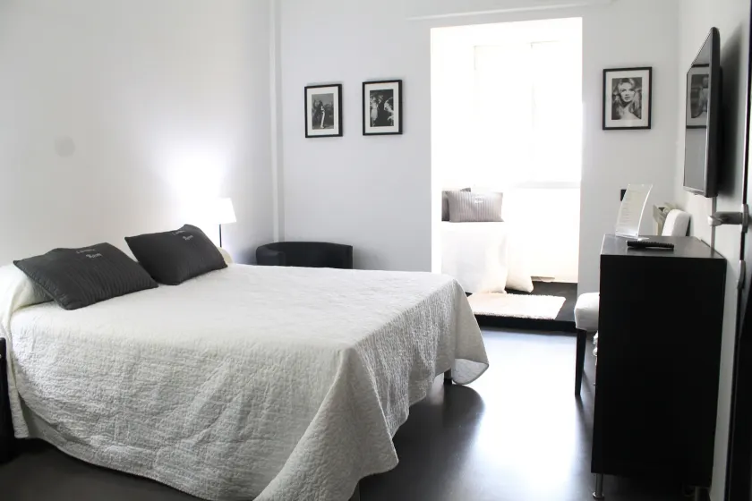 Luxury Room - Image 1
