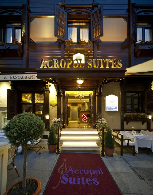 GLK PREMIER Acropol Suites & Spa - Image 1