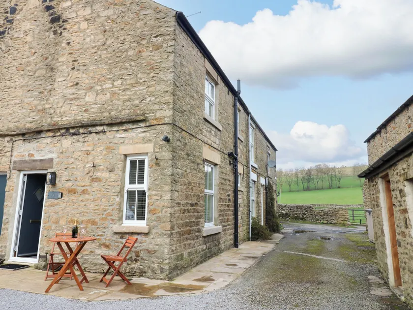 Larl Cottage - Image 1