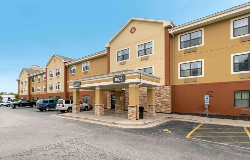Extended Stay America Suites - Bloomington - Normal - Image 1