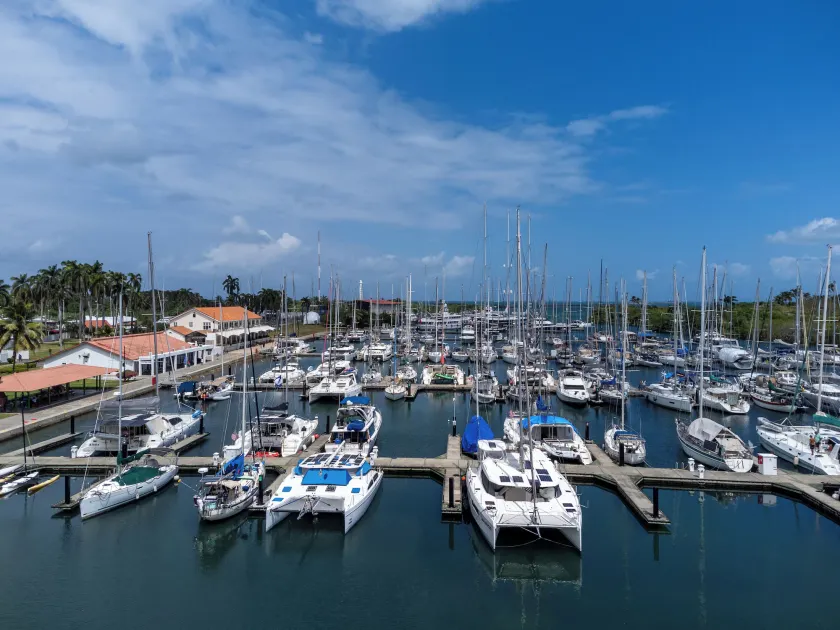 Marina Hotel at Shelter Bay - Image 1