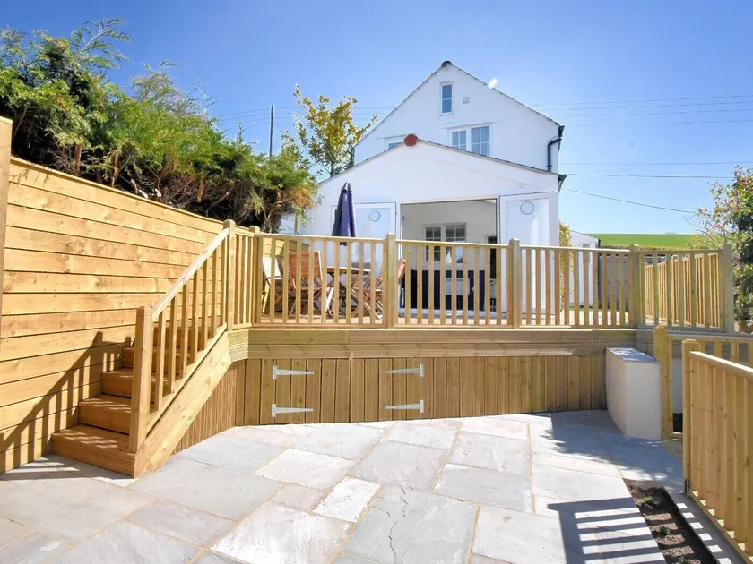 Hillside Cottage - Image 1