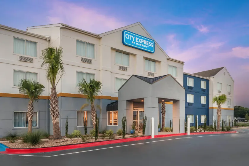 City Express by Marriott Lafayette - Image 1