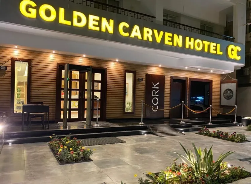 Golden Carven Hotel - Image 1