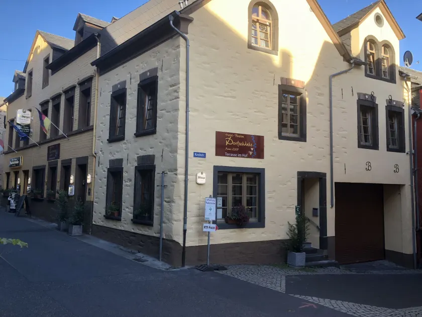 Hotel Zur Dorfschänke - Image 1