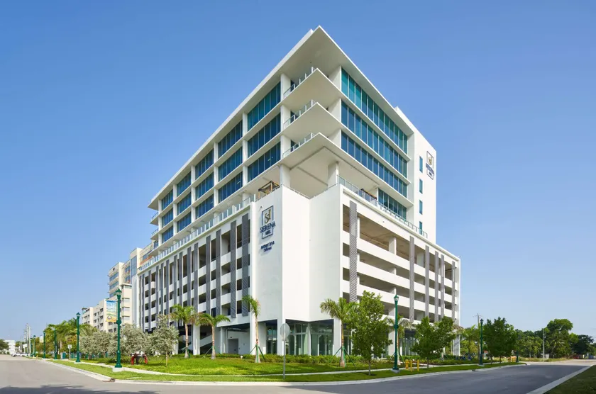 SERENA Hotel Aventura Miami, Tapestry Collection by Hilton - Image 1