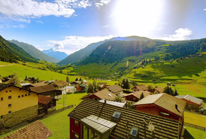 Hotel Vallatscha - Image 1