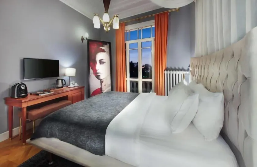 Lina Hotel Taksim Pera - Image 1