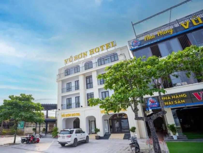 Vsana Vu Son Hotel - Image 1