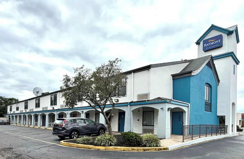 Baymont by Wyndham Newark/Wilmington/Mall Area - Image 1