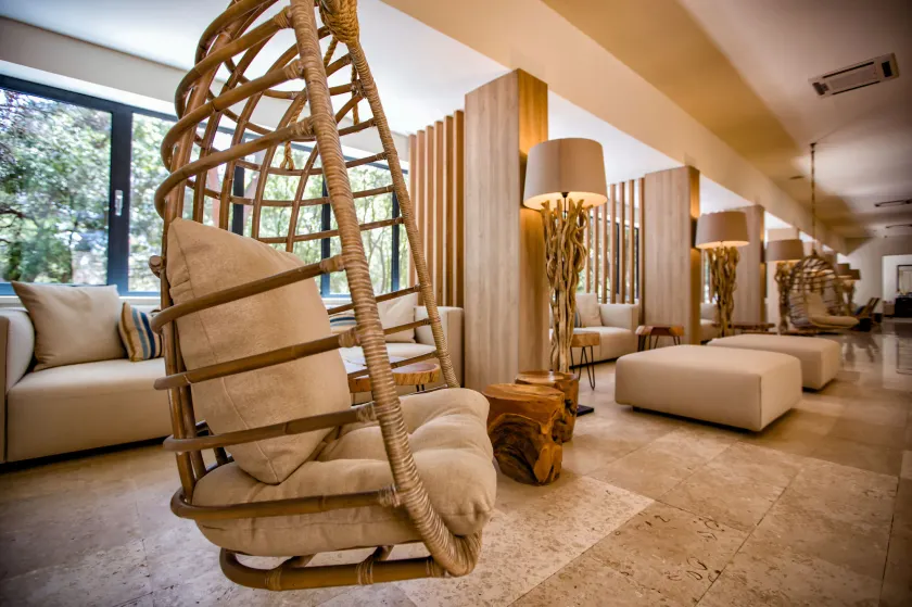 Aminess Senses Resort - Sittområde i lobbyn