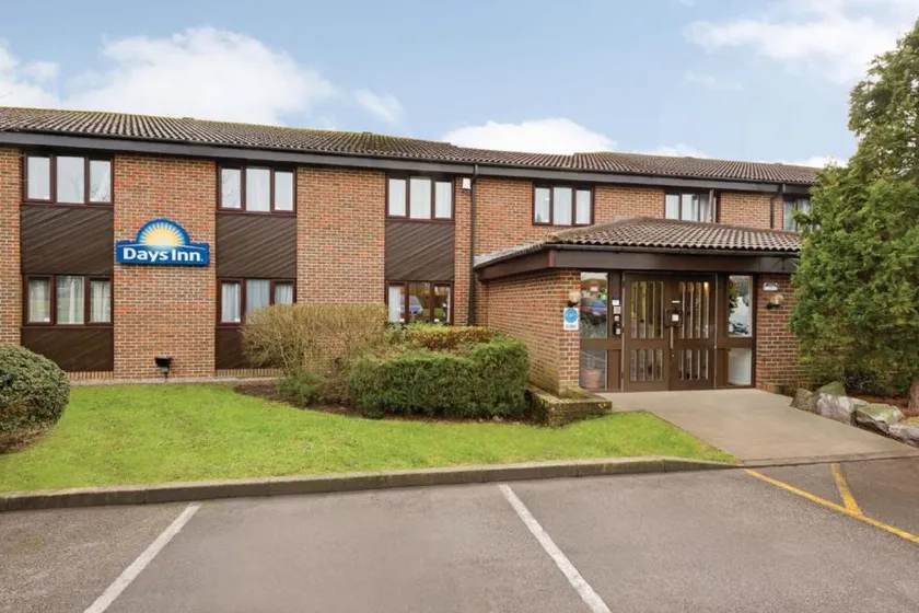 Days Inn Hotel Sedgemoor - Image 1