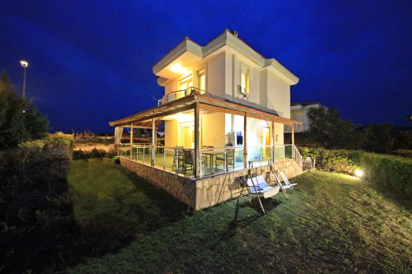 Family Friend Villa Pool 3b 1 Alacati Cesme - Image 1