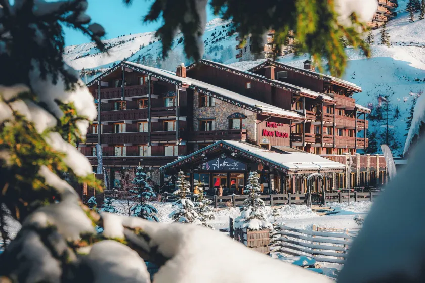 Hotel Mont Vallon Meribel - Image 1