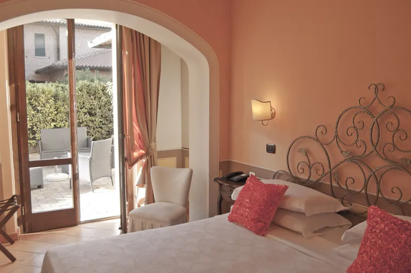 Arca Hotel - Image 1