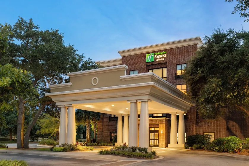Holiday Inn Express Hotel & Suites Mount Pleasant - Charleston by IHG - Image 1