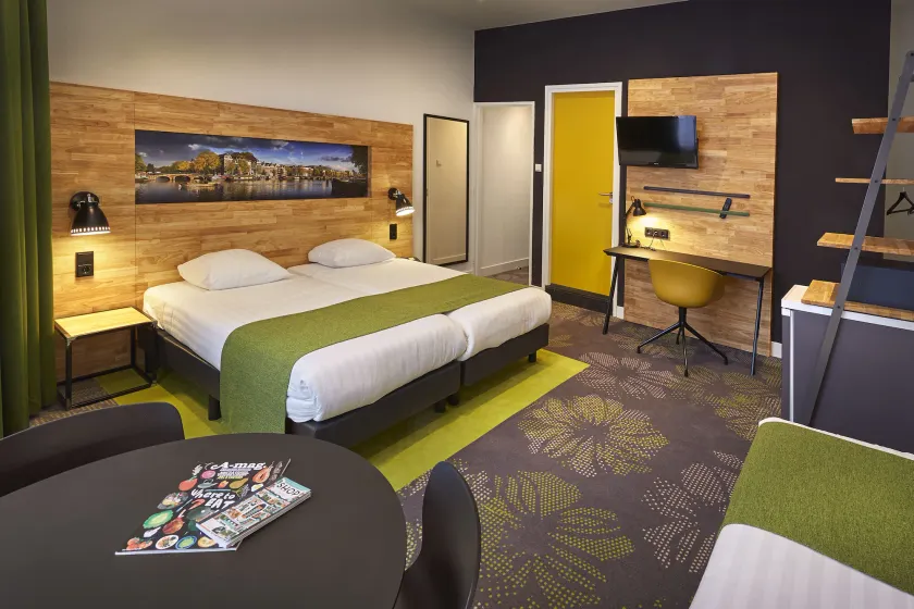 Nova Hotel - Image 1