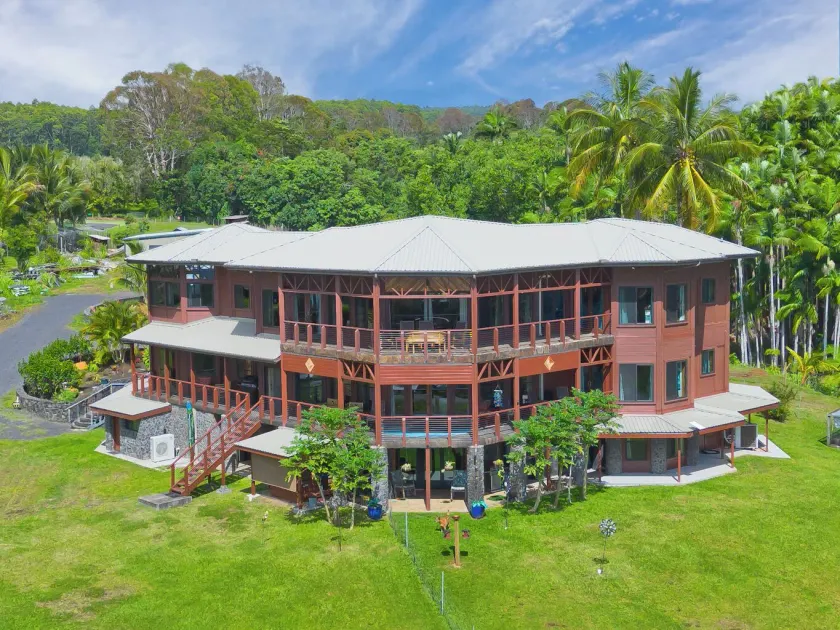Hawaii Magic Skies B&B Farmstay - Image 1