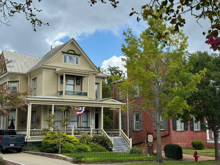Hanna House Bed & Breakfast - Image 1