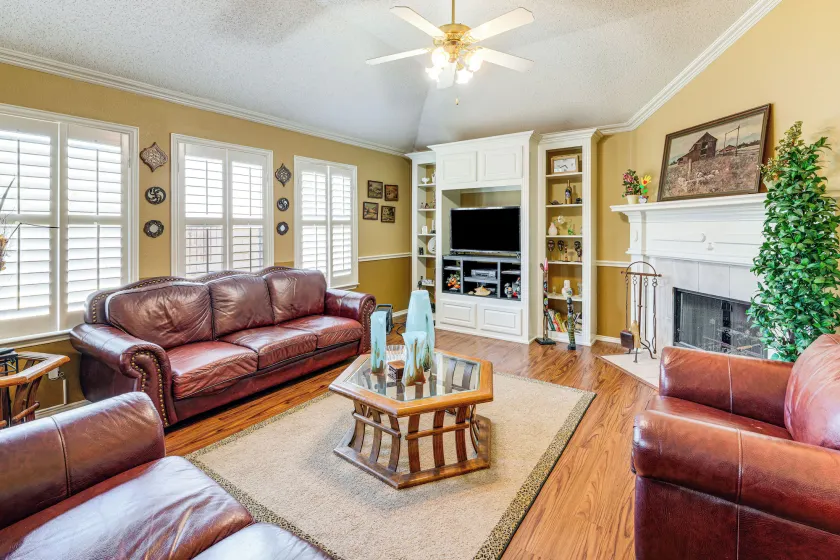 Family Home Near I-80 in Suburban Dallas Sidekick - Image 1