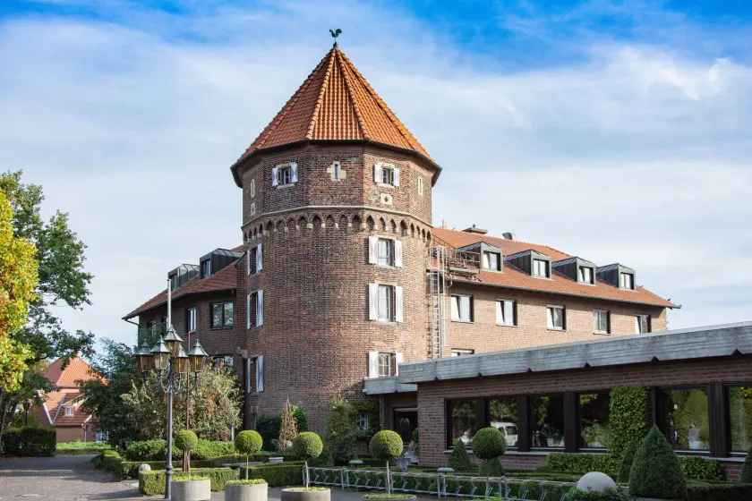 Burghotel Pass - Image 1
