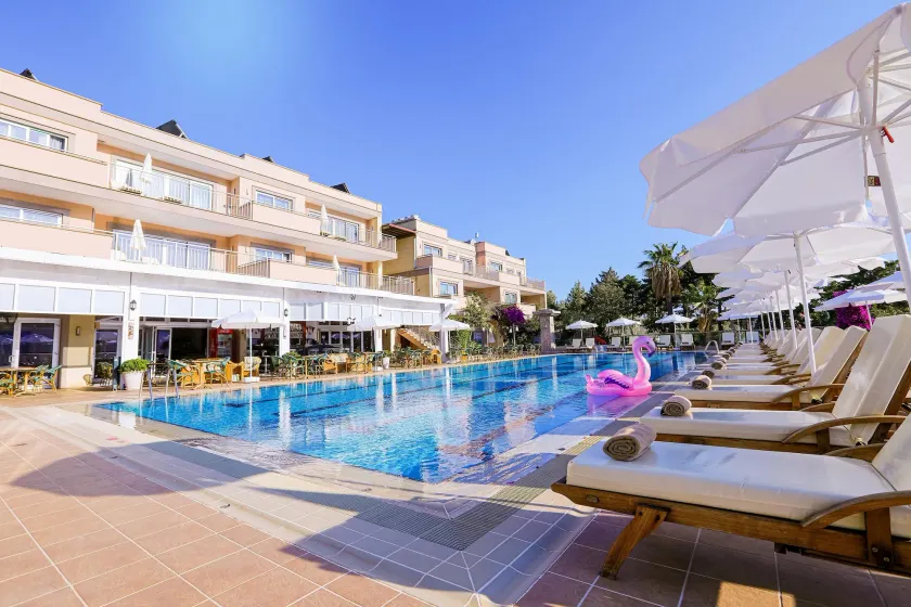 Happy Hotel Kalkan - Image 1