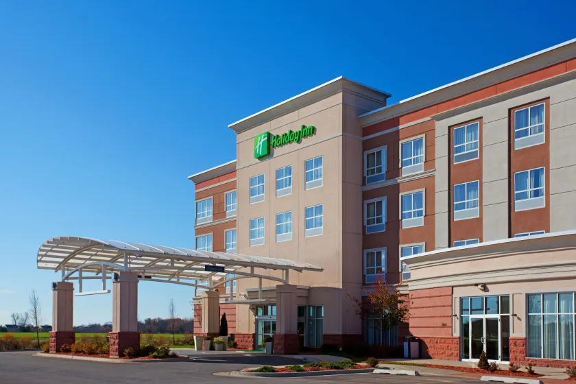 Holiday Inn Aurora North - Naperville by IHG - Image 1