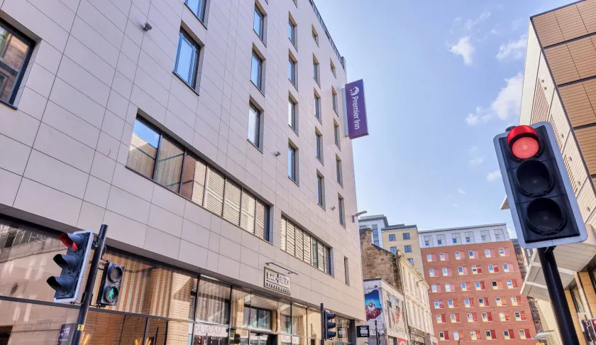 Premier Inn Glasgow Cc St Enoch Square - Image 1