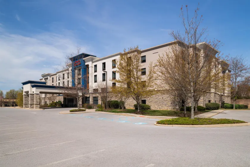 Hampton Inn & Suites Chadds Ford - Image 1