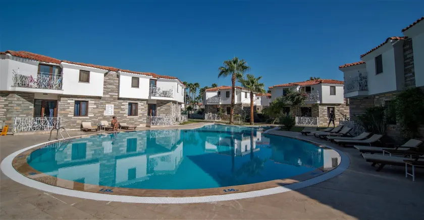 Turay Hotel - Image 1