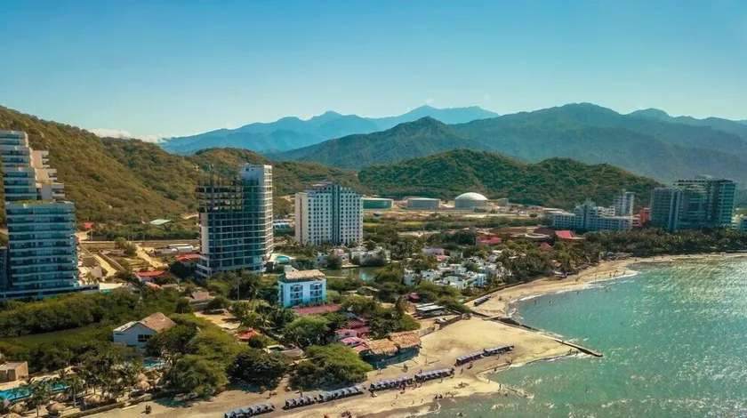 TAMA Hotel Santa Marta - Image 1