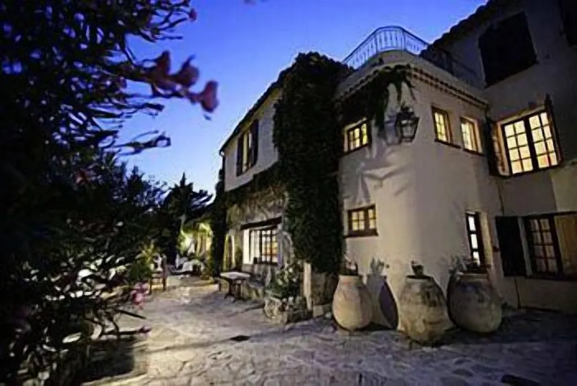 Hotel-Restaurant Le Moulin De La Camandoule - Image 1