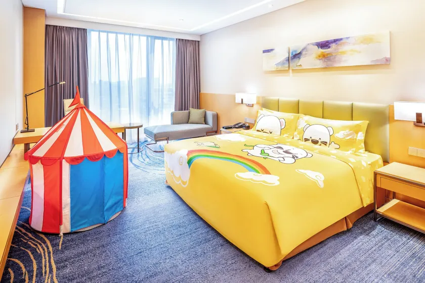 Holiday Inn Neijiang Riverside by IHG - Image 1