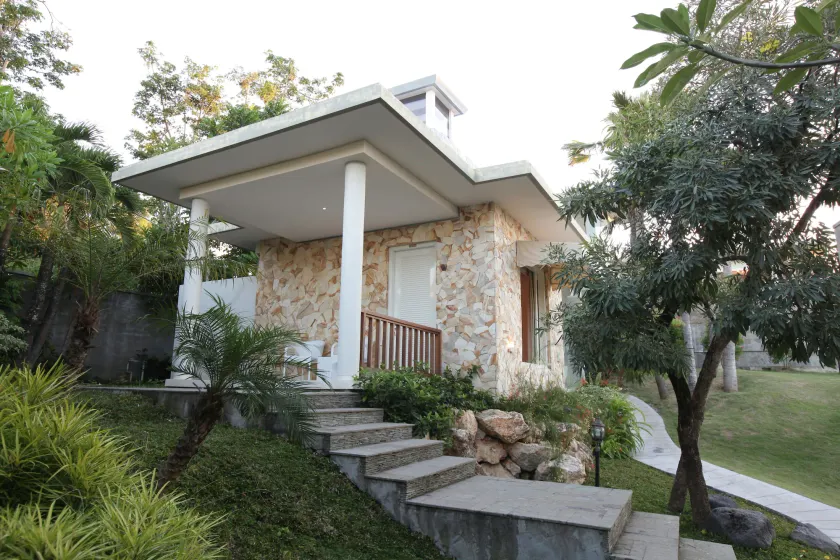 Noah Villa and Chapel - Image 1
