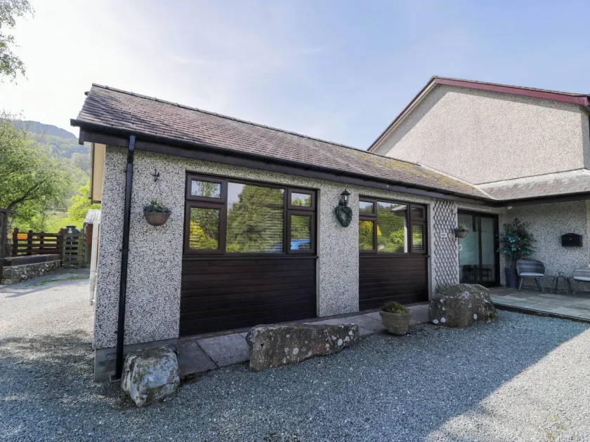 Gilfach Bach - Image 1