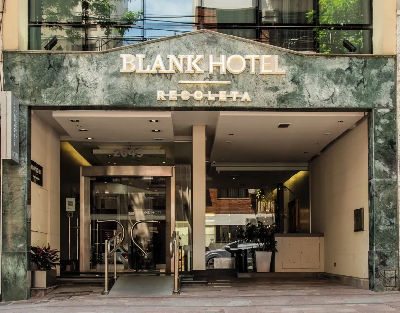 Howard Johnson Hotel Boutique Recoleta - Image 1